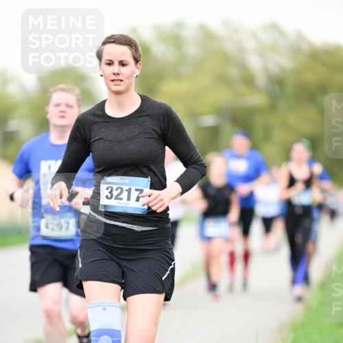 07.04.2024 - 43. Internationalen Wilhelmsburger Insellauf Dr. Thomas Lammeyer http://msf.ph/oto/6041366 07.04.2024 10:38:05 Laufen 3217, 4297 meine-sportfotos.de