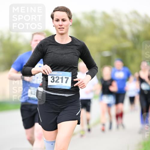 07.04.2024 - 43. Internationalen Wilhelmsburger Insellauf Dr. Thomas Lammeyer http://msf.ph/oto/6041369 07.04.2024 10:38:06 Laufen 3217 meine-sportfotos.de