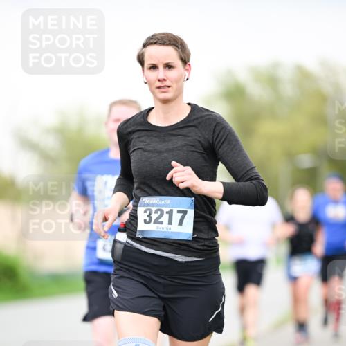 07.04.2024 - 43. Internationalen Wilhelmsburger Insellauf Dr. Thomas Lammeyer http://msf.ph/oto/6041373 07.04.2024 10:38:06 Laufen 3217 meine-sportfotos.de