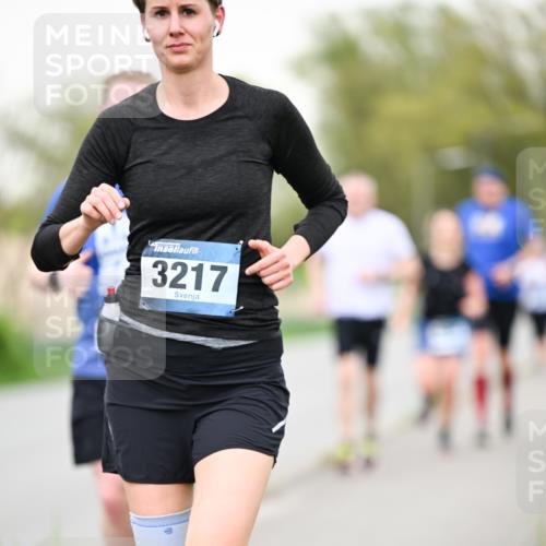 07.04.2024 - 43. Internationalen Wilhelmsburger Insellauf Dr. Thomas Lammeyer http://msf.ph/oto/6041377 07.04.2024 10:38:06 Laufen 3217 meine-sportfotos.de
