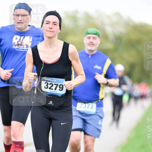 07.04.2024 - 43. Internationalen Wilhelmsburger Insellauf Dr. Thomas Lammeyer http://msf.ph/oto/6041396 07.04.2024 10:38:12 Laufen 3279, 2377 meine-sportfotos.de