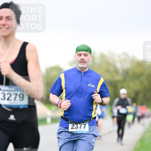 07.04.2024 - 43. Internationalen Wilhelmsburger Insellauf Dr. Thomas Lammeyer http://msf.ph/oto/6041404 07.04.2024 10:38:14 Laufen 3279, 2377 meine-sportfotos.de