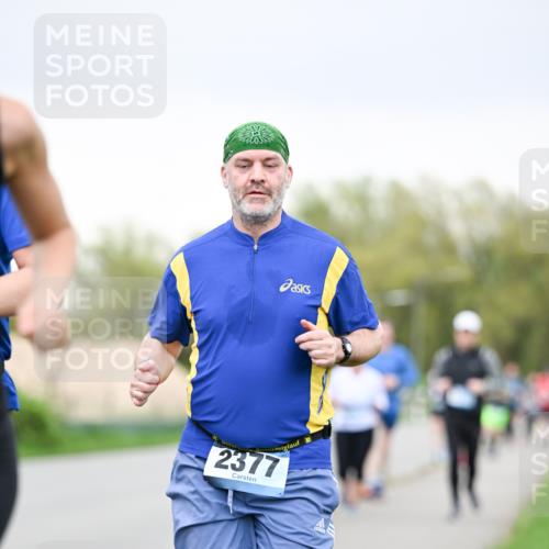07.04.2024 - 43. Internationalen Wilhelmsburger Insellauf Dr. Thomas Lammeyer http://msf.ph/oto/6041409 07.04.2024 10:38:14 Laufen 2377 meine-sportfotos.de
