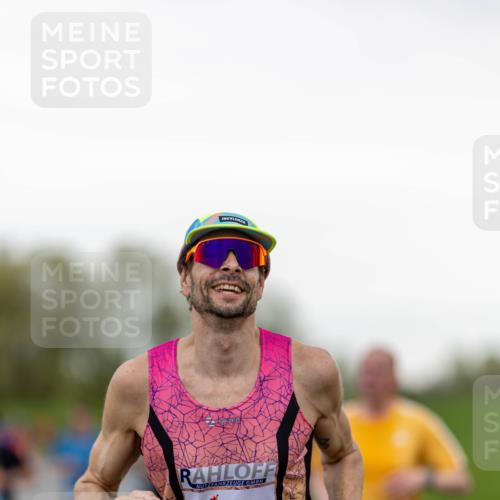 07.04.2024 - 43. Internationalen Wilhelmsburger Insellauf Michael Strokosch http://msf.ph/oto/6041428 07.04.2024 10:27:07 Laufen  meine-sportfotos.de