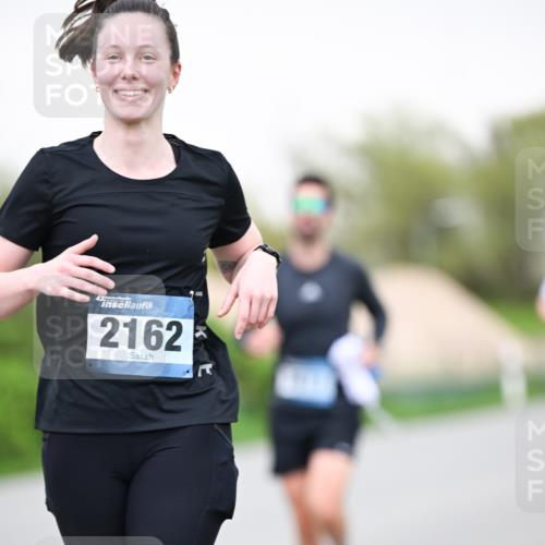 07.04.2024 - 43. Internationalen Wilhelmsburger Insellauf Dr. Thomas Lammeyer http://msf.ph/oto/6041471 07.04.2024 10:38:26 Laufen 2162 meine-sportfotos.de