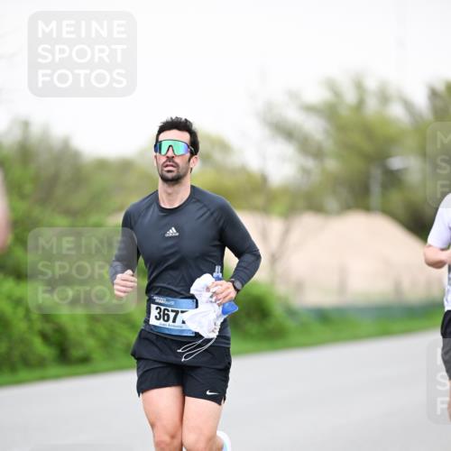 07.04.2024 - 43. Internationalen Wilhelmsburger Insellauf Dr. Thomas Lammeyer http://msf.ph/oto/6041478 07.04.2024 10:38:27 Laufen 367 meine-sportfotos.de