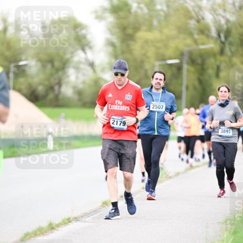 07.04.2024 - 43. Internationalen Wilhelmsburger Insellauf Dr. Thomas Lammeyer http://msf.ph/oto/6041512 07.04.2024 10:38:31 Laufen 2507, 2179, 3897 meine-sportfotos.de