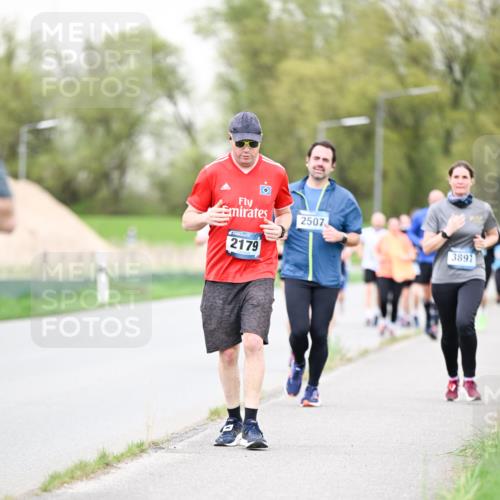 07.04.2024 - 43. Internationalen Wilhelmsburger Insellauf Dr. Thomas Lammeyer http://msf.ph/oto/6041514 07.04.2024 10:38:31 Laufen 2507, 2179, 3891 meine-sportfotos.de