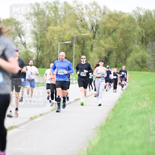 07.04.2024 - 43. Internationalen Wilhelmsburger Insellauf Dr. Thomas Lammeyer http://msf.ph/oto/6041553 07.04.2024 10:38:38 Laufen 4426, 3676 meine-sportfotos.de