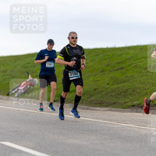 07.04.2024 - 43. Internationalen Wilhelmsburger Insellauf Michael Strokosch http://msf.ph/oto/6041639 07.04.2024 10:36:02 Laufen 2951, 2182, 3102, 2560 meine-sportfotos.de