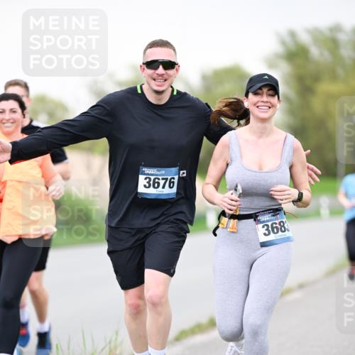 07.04.2024 - 43. Internationalen Wilhelmsburger Insellauf Dr. Thomas Lammeyer http://msf.ph/oto/6041644 07.04.2024 10:38:48 Laufen 3676, 368 meine-sportfotos.de