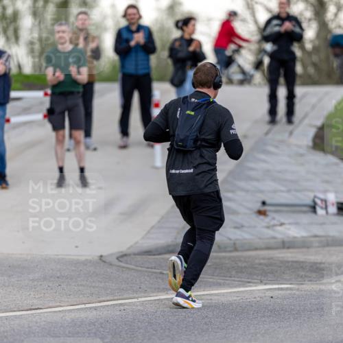 07.04.2024 - 43. Internationalen Wilhelmsburger Insellauf Michael Strokosch http://msf.ph/oto/6041714 07.04.2024 10:37:46 Laufen  meine-sportfotos.de