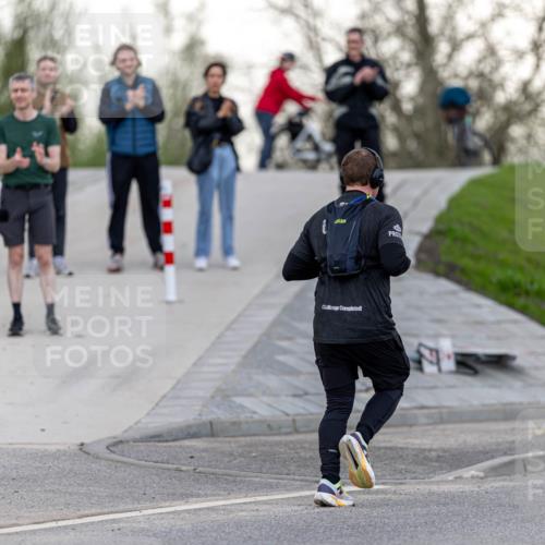 07.04.2024 - 43. Internationalen Wilhelmsburger Insellauf Michael Strokosch http://msf.ph/oto/6041716 07.04.2024 10:37:46 Laufen  meine-sportfotos.de