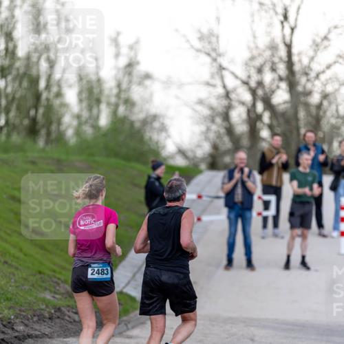 07.04.2024 - 43. Internationalen Wilhelmsburger Insellauf Michael Strokosch http://msf.ph/oto/6041756 07.04.2024 10:38:13 Laufen 2483 meine-sportfotos.de