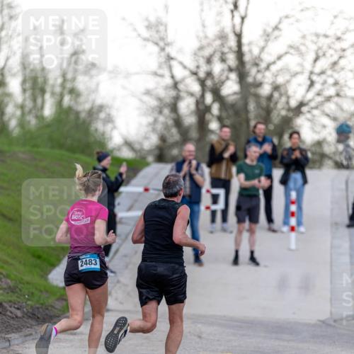 07.04.2024 - 43. Internationalen Wilhelmsburger Insellauf Michael Strokosch http://msf.ph/oto/6041758 07.04.2024 10:38:13 Laufen 2483 meine-sportfotos.de