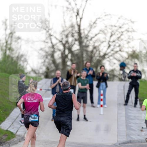 07.04.2024 - 43. Internationalen Wilhelmsburger Insellauf Michael Strokosch http://msf.ph/oto/6041760 07.04.2024 10:38:13 Laufen 2483 meine-sportfotos.de