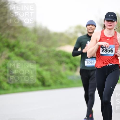 07.04.2024 - 43. Internationalen Wilhelmsburger Insellauf Dr. Thomas Lammeyer http://msf.ph/oto/6041761 07.04.2024 10:39:02 Laufen 3067, 2856 meine-sportfotos.de