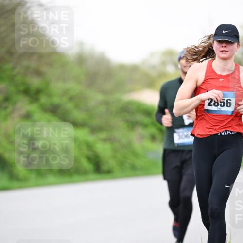 07.04.2024 - 43. Internationalen Wilhelmsburger Insellauf Dr. Thomas Lammeyer http://msf.ph/oto/6041763 07.04.2024 10:39:02 Laufen 306, 2856 meine-sportfotos.de