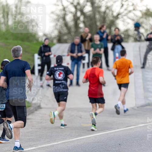 07.04.2024 - 43. Internationalen Wilhelmsburger Insellauf Michael Strokosch http://msf.ph/oto/6041784 07.04.2024 10:38:27 Laufen 2531, 253 meine-sportfotos.de