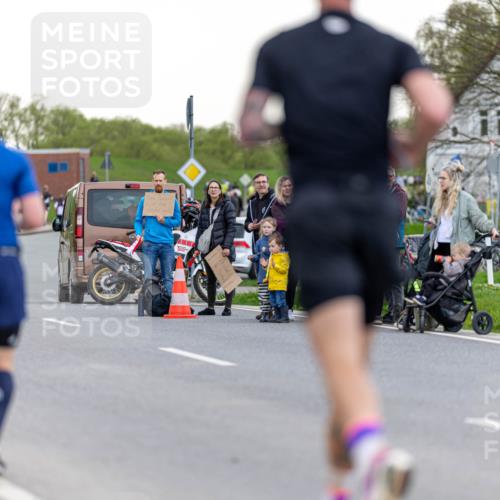 07.04.2024 - 43. Internationalen Wilhelmsburger Insellauf Michael Strokosch http://msf.ph/oto/6041796 07.04.2024 10:38:42 Laufen  meine-sportfotos.de