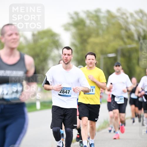 07.04.2024 - 43. Internationalen Wilhelmsburger Insellauf Dr. Thomas Lammeyer http://msf.ph/oto/6041810 07.04.2024 10:39:10 Laufen 31, 2847 meine-sportfotos.de