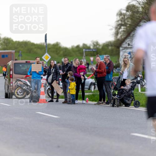 07.04.2024 - 43. Internationalen Wilhelmsburger Insellauf Michael Strokosch http://msf.ph/oto/6041851 07.04.2024 10:38:52 Laufen  meine-sportfotos.de