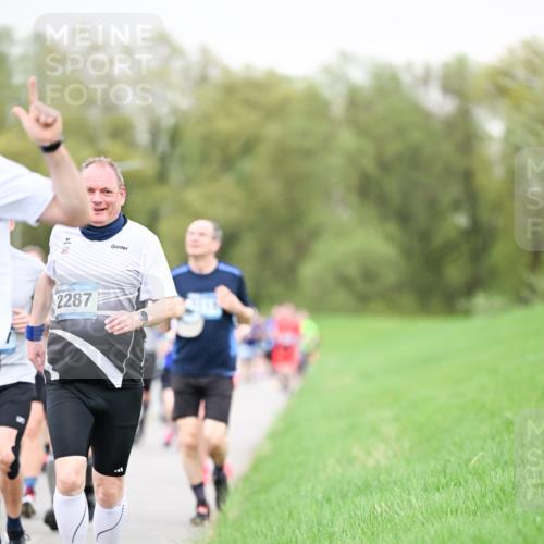 07.04.2024 - 43. Internationalen Wilhelmsburger Insellauf Dr. Thomas Lammeyer http://msf.ph/oto/6041863 07.04.2024 10:39:15 Laufen 2287, 310 meine-sportfotos.de