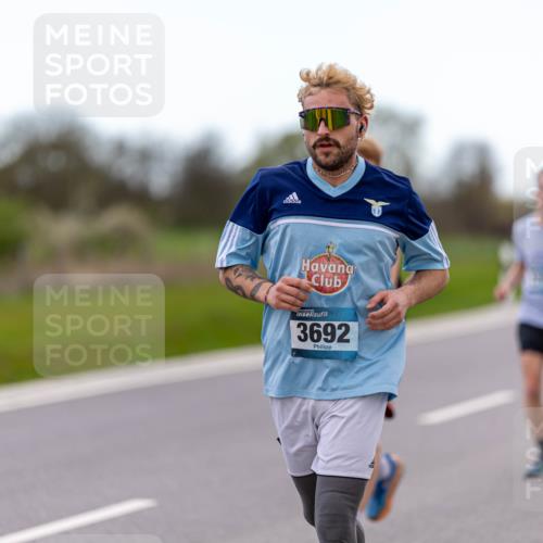 07.04.2024 - 43. Internationalen Wilhelmsburger Insellauf Michael Strokosch http://msf.ph/oto/6041865 07.04.2024 10:39:01 Laufen 3692 meine-sportfotos.de