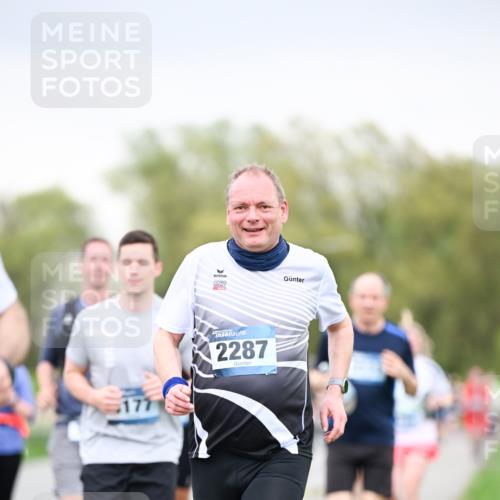 07.04.2024 - 43. Internationalen Wilhelmsburger Insellauf Dr. Thomas Lammeyer http://msf.ph/oto/6041876 07.04.2024 10:39:17 Laufen 177, 2287 meine-sportfotos.de