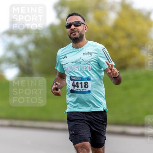 07.04.2024 - 43. Internationalen Wilhelmsburger Insellauf Michael Strokosch http://msf.ph/oto/6041904 07.04.2024 10:52:22 Laufen 42195, 43, 4418 meine-sportfotos.de