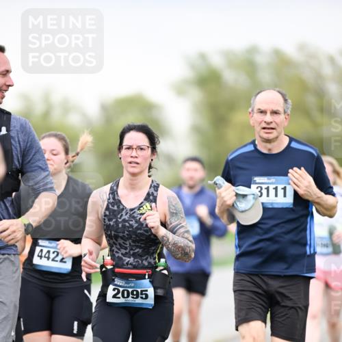 07.04.2024 - 43. Internationalen Wilhelmsburger Insellauf Dr. Thomas Lammeyer http://msf.ph/oto/6041905 07.04.2024 10:39:20 Laufen 4422, 2095, 0, 3111 meine-sportfotos.de