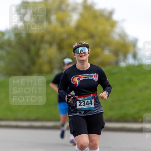 07.04.2024 - 43. Internationalen Wilhelmsburger Insellauf Michael Strokosch http://msf.ph/oto/6041906 07.04.2024 10:52:26 Laufen 2344 meine-sportfotos.de