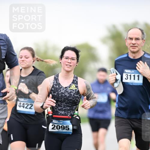 07.04.2024 - 43. Internationalen Wilhelmsburger Insellauf Dr. Thomas Lammeyer http://msf.ph/oto/6041914 07.04.2024 10:39:20 Laufen 4422, 2095, 3111 meine-sportfotos.de