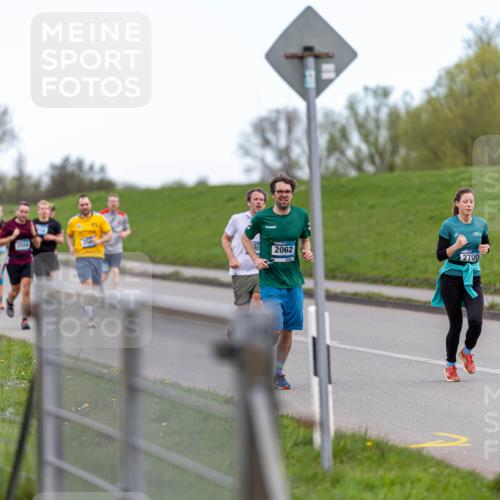 07.04.2024 - 43. Internationalen Wilhelmsburger Insellauf Michael Strokosch http://msf.ph/oto/6041918 07.04.2024 10:52:43 Laufen 2062, 2700, 2622 meine-sportfotos.de