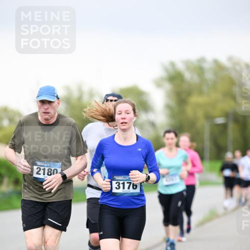 07.04.2024 - 43. Internationalen Wilhelmsburger Insellauf Dr. Thomas Lammeyer http://msf.ph/oto/6041957 07.04.2024 10:39:26 Laufen 218, 3176 meine-sportfotos.de
