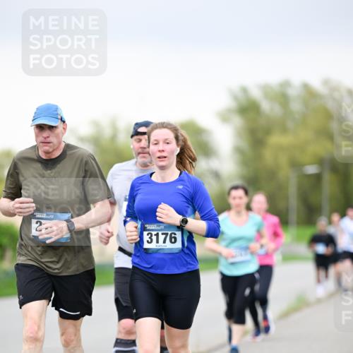 07.04.2024 - 43. Internationalen Wilhelmsburger Insellauf Dr. Thomas Lammeyer http://msf.ph/oto/6041959 07.04.2024 10:39:27 Laufen 2, 3176 meine-sportfotos.de