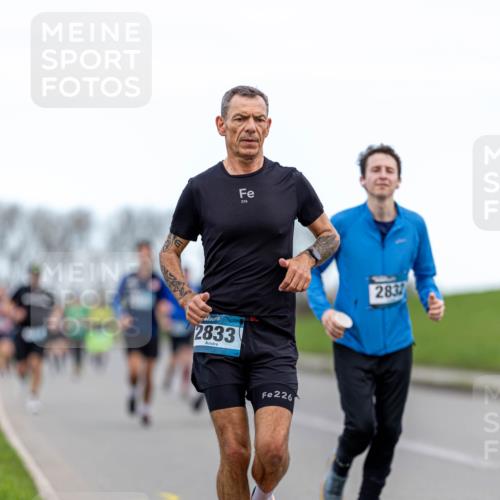 07.04.2024 - 43. Internationalen Wilhelmsburger Insellauf Michael Strokosch http://msf.ph/oto/6041969 07.04.2024 10:53:16 Laufen 226, 2833, 226, 2832 meine-sportfotos.de