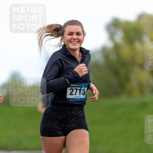 07.04.2024 - 43. Internationalen Wilhelmsburger Insellauf Michael Strokosch http://msf.ph/oto/6041977 07.04.2024 10:53:23 Laufen 2713 meine-sportfotos.de
