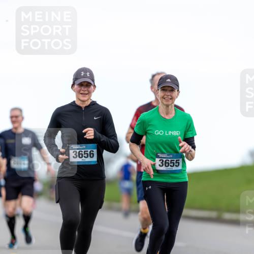 07.04.2024 - 43. Internationalen Wilhelmsburger Insellauf Michael Strokosch http://msf.ph/oto/6041988 07.04.2024 10:53:32 Laufen 3656, 3655 meine-sportfotos.de