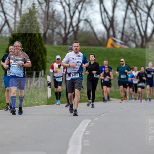 07.04.2024 - 43. Internationalen Wilhelmsburger Insellauf Michael Strokosch http://msf.ph/oto/6042004 07.04.2024 10:55:41 Laufen 757, 33, 35, 60, 62906, 2488, 30 meine-sportfotos.de