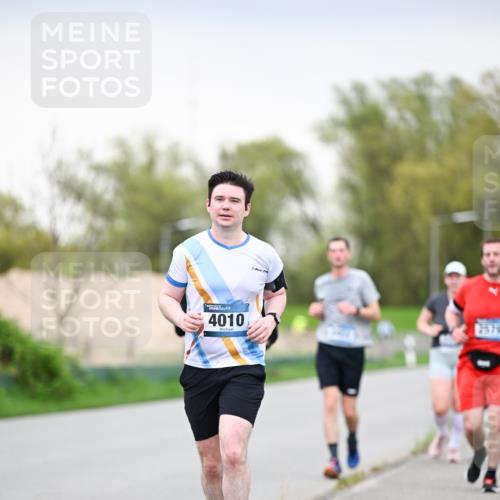 07.04.2024 - 43. Internationalen Wilhelmsburger Insellauf Dr. Thomas Lammeyer http://msf.ph/oto/6042013 07.04.2024 10:39:37 Laufen 4010 meine-sportfotos.de