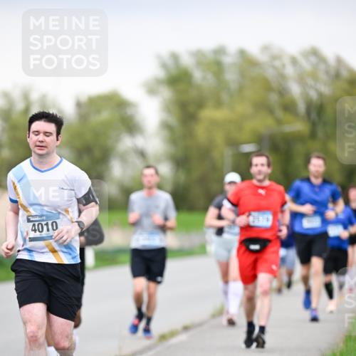 07.04.2024 - 43. Internationalen Wilhelmsburger Insellauf Dr. Thomas Lammeyer http://msf.ph/oto/6042018 07.04.2024 10:39:38 Laufen 4010 meine-sportfotos.de