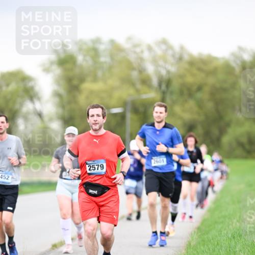 07.04.2024 - 43. Internationalen Wilhelmsburger Insellauf Dr. Thomas Lammeyer http://msf.ph/oto/6042025 07.04.2024 10:39:40 Laufen 452, 2579, 2601 meine-sportfotos.de