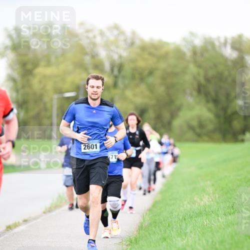 07.04.2024 - 43. Internationalen Wilhelmsburger Insellauf Dr. Thomas Lammeyer http://msf.ph/oto/6042039 07.04.2024 10:39:42 Laufen 2601, 571 meine-sportfotos.de