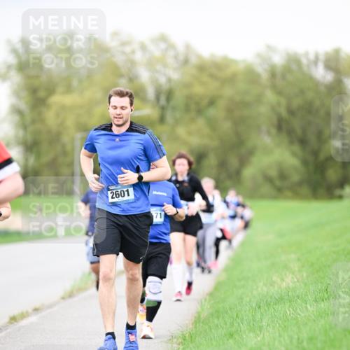 07.04.2024 - 43. Internationalen Wilhelmsburger Insellauf Dr. Thomas Lammeyer http://msf.ph/oto/6042041 07.04.2024 10:39:42 Laufen 2601, 71 meine-sportfotos.de