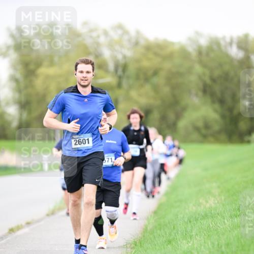07.04.2024 - 43. Internationalen Wilhelmsburger Insellauf Dr. Thomas Lammeyer http://msf.ph/oto/6042044 07.04.2024 10:39:43 Laufen 2601, 571 meine-sportfotos.de