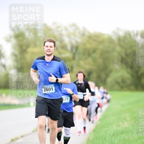 07.04.2024 - 43. Internationalen Wilhelmsburger Insellauf Dr. Thomas Lammeyer http://msf.ph/oto/6042047 07.04.2024 10:39:43 Laufen 2601, 571 meine-sportfotos.de