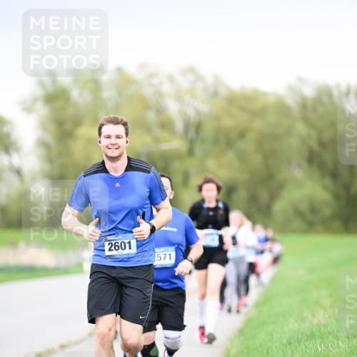 07.04.2024 - 43. Internationalen Wilhelmsburger Insellauf Dr. Thomas Lammeyer http://msf.ph/oto/6042049 07.04.2024 10:39:43 Laufen 2601, 571 meine-sportfotos.de