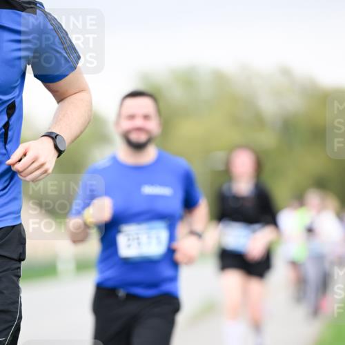 07.04.2024 - 43. Internationalen Wilhelmsburger Insellauf Dr. Thomas Lammeyer http://msf.ph/oto/6042065 07.04.2024 10:39:47 Laufen  meine-sportfotos.de