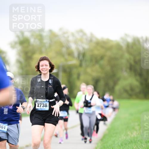 07.04.2024 - 43. Internationalen Wilhelmsburger Insellauf Dr. Thomas Lammeyer http://msf.ph/oto/6042070 07.04.2024 10:39:48 Laufen 361, 2738 meine-sportfotos.de